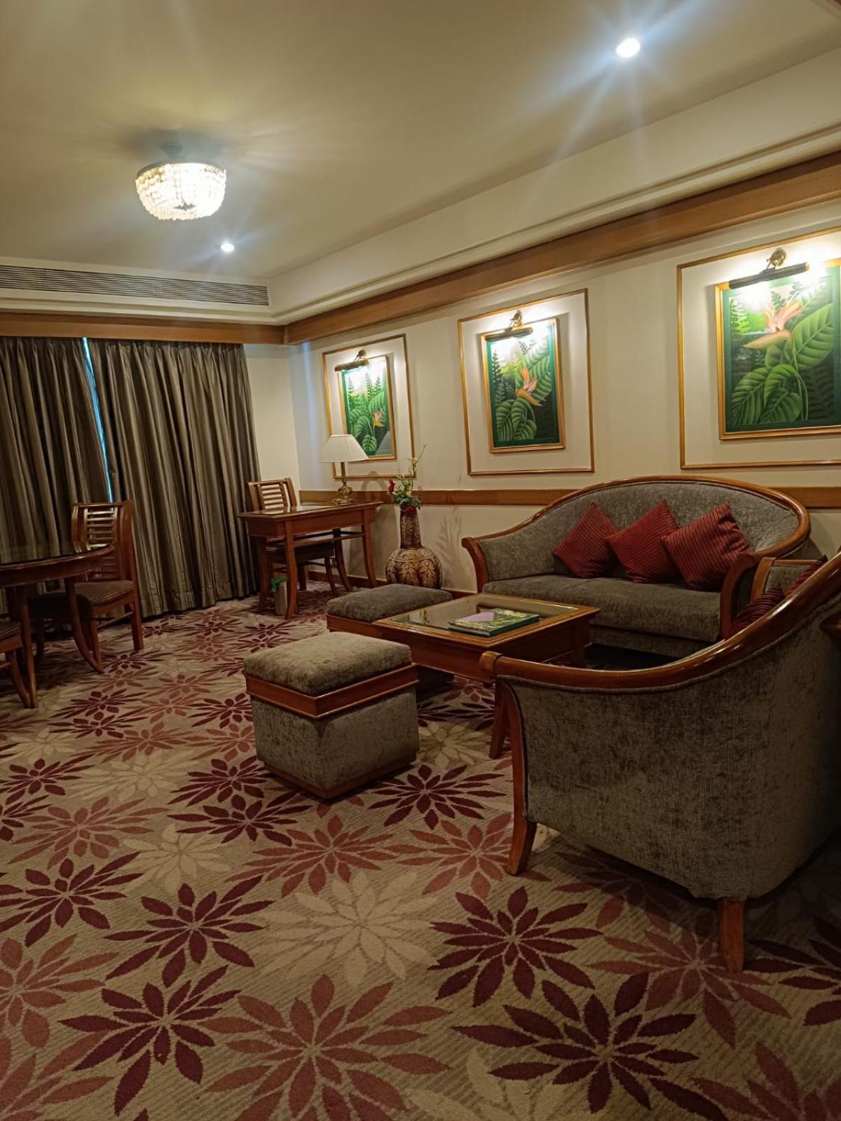Hotel Pride 5*
